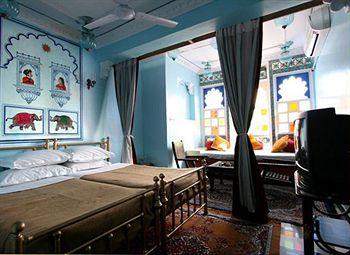 Anjani Hotel